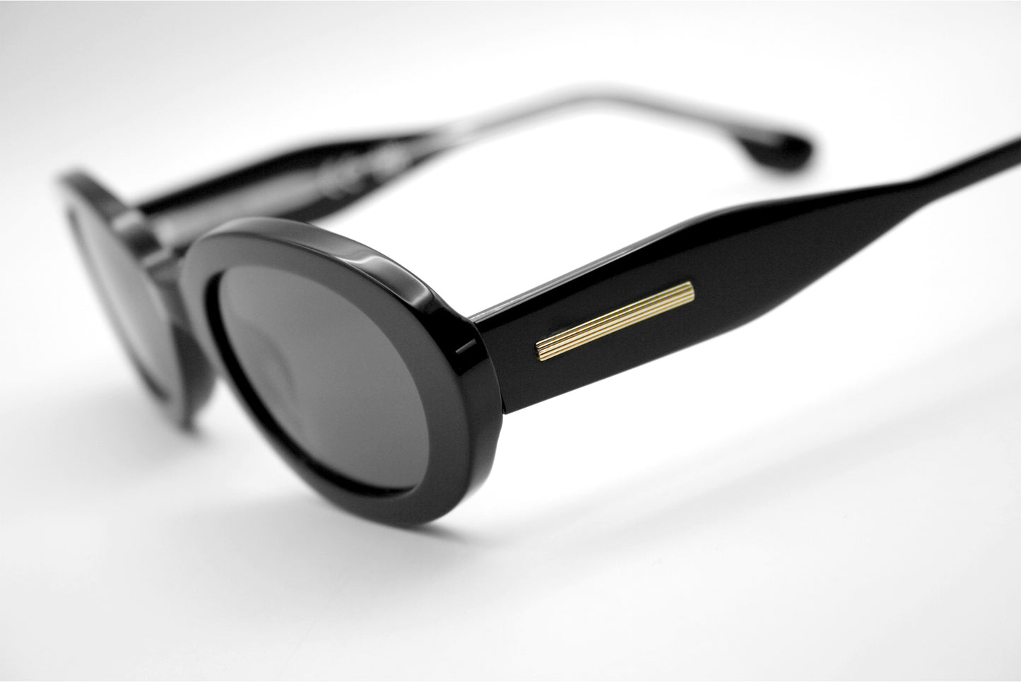 Airport Shuffling SUN